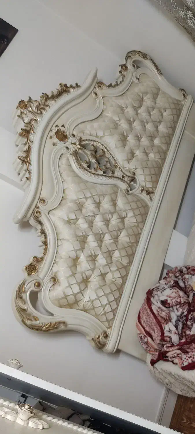 تخت|تخت و سرویس خواب|تهران, خزانه|دیوار