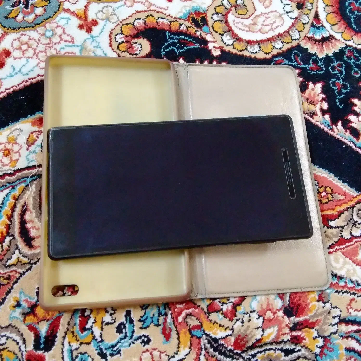 تبلت لنوو|تبلت|قم, هفت تیر|دیوار