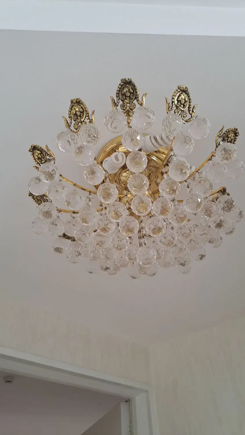 لوستر کریستال|لوستر و چراغ آویز|سبزوار, کاشفی شمالی (دادگستری)|دیوار