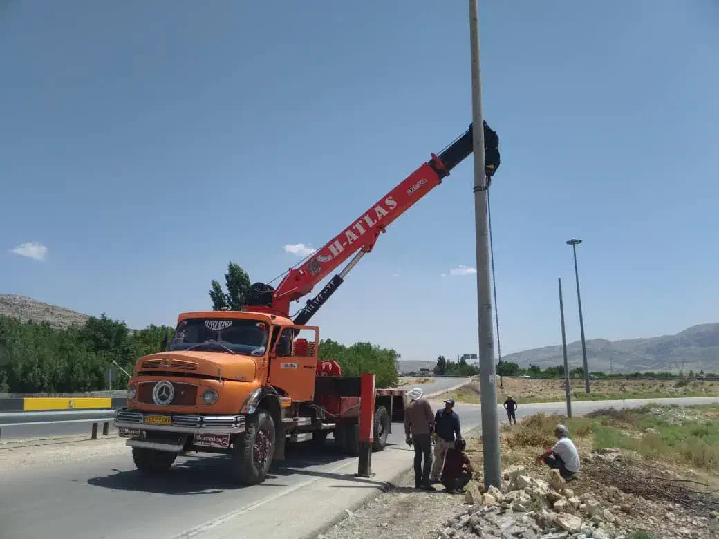 جرثقیل ده تن آماده به کار|خدمات حمل و نقل|شیراز, دوکوهک|دیوار