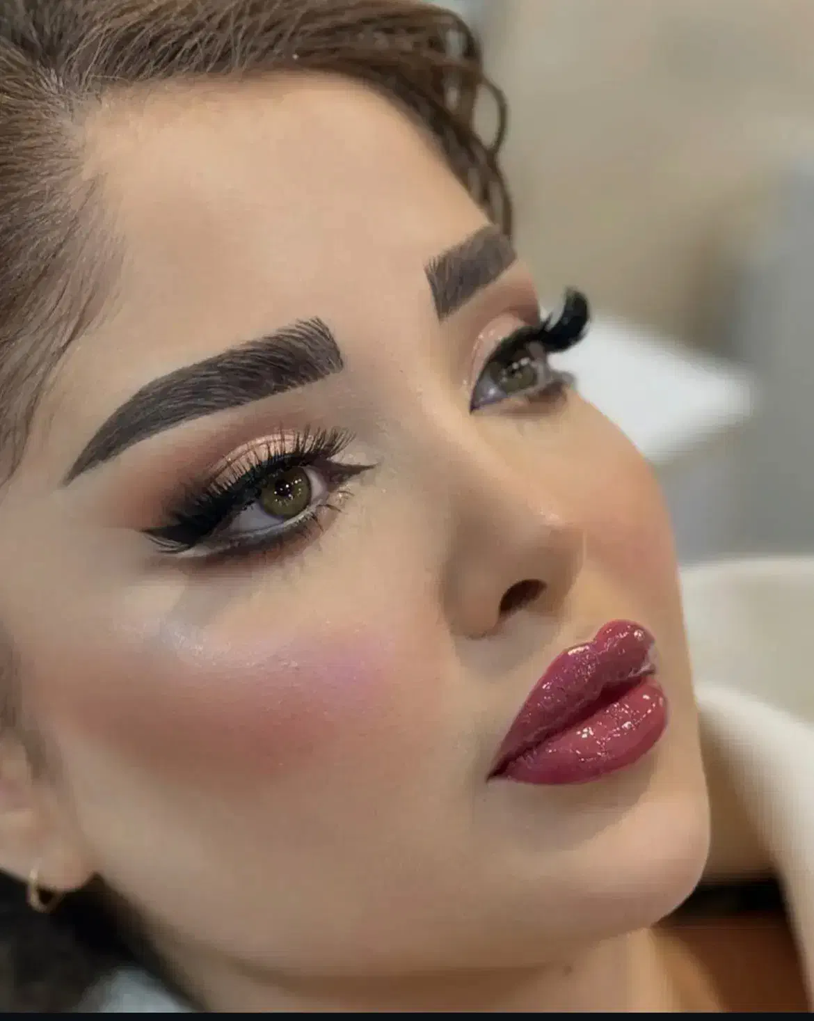 میکاپ و شینیون باکیفیت تضمینی و قیمت مناسب|خدمات آرایشگری و زیبایی|بم, |دیوار