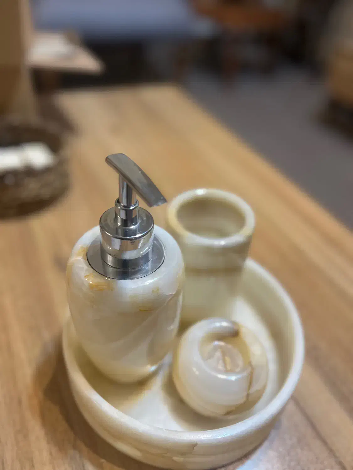 ست سرویس بهداشتی سنگ مرمر نو با کارتن|لوازم سرویس بهداشتی|مشکیندشت, |دیوار