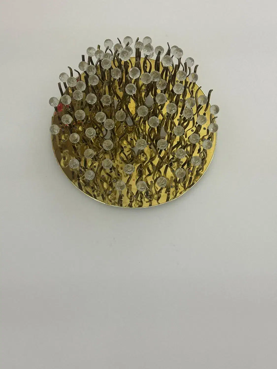 لوستر با گوی های کریستالی بسیار مدرن و زیبا|لوستر و چراغ آویز|شیراز, غدیر جنوبی|دیوار