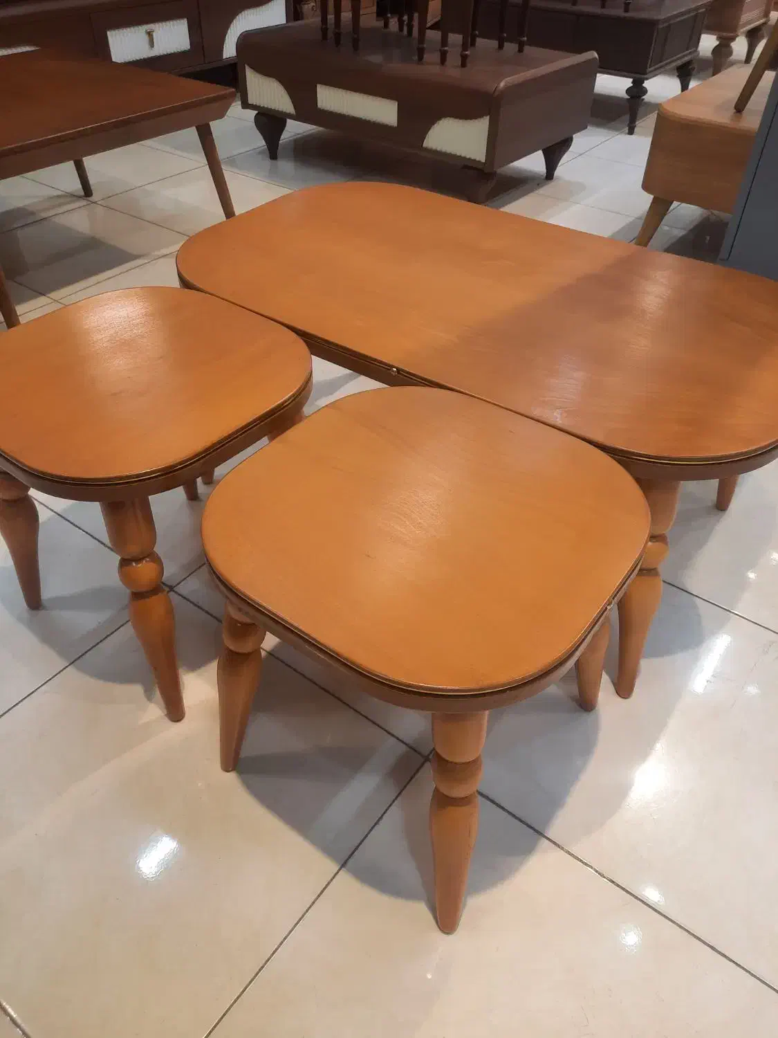 جلومبلی فقط برای سلیقه های خاص|مبلمان خانگی و میز عسلی|قم, شاه ابراهیم|دیوار