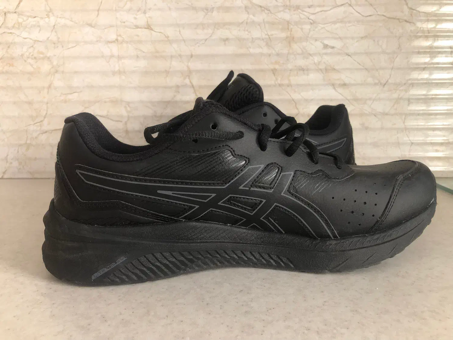 کتونی اسیکس اورجینال|کیف، کفش، کمربند|تهران, ولنجک|دیوار