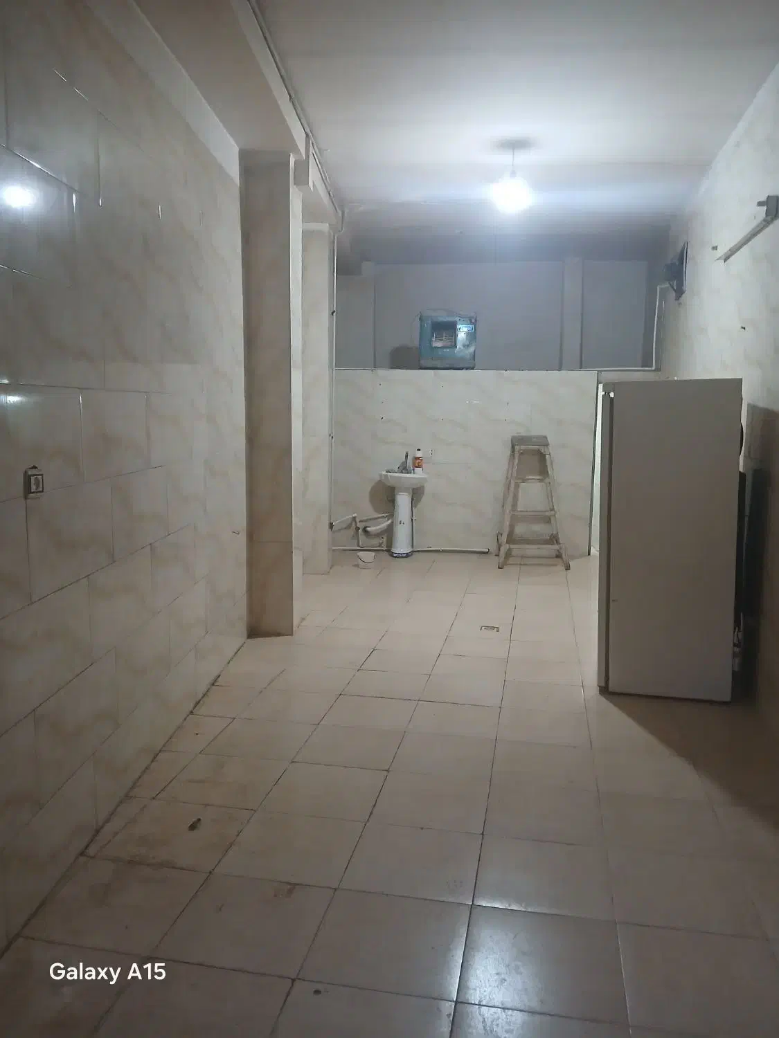 مغازه|اجارهٔ مغازه و غرفه|رباطکریم, الارد|دیوار