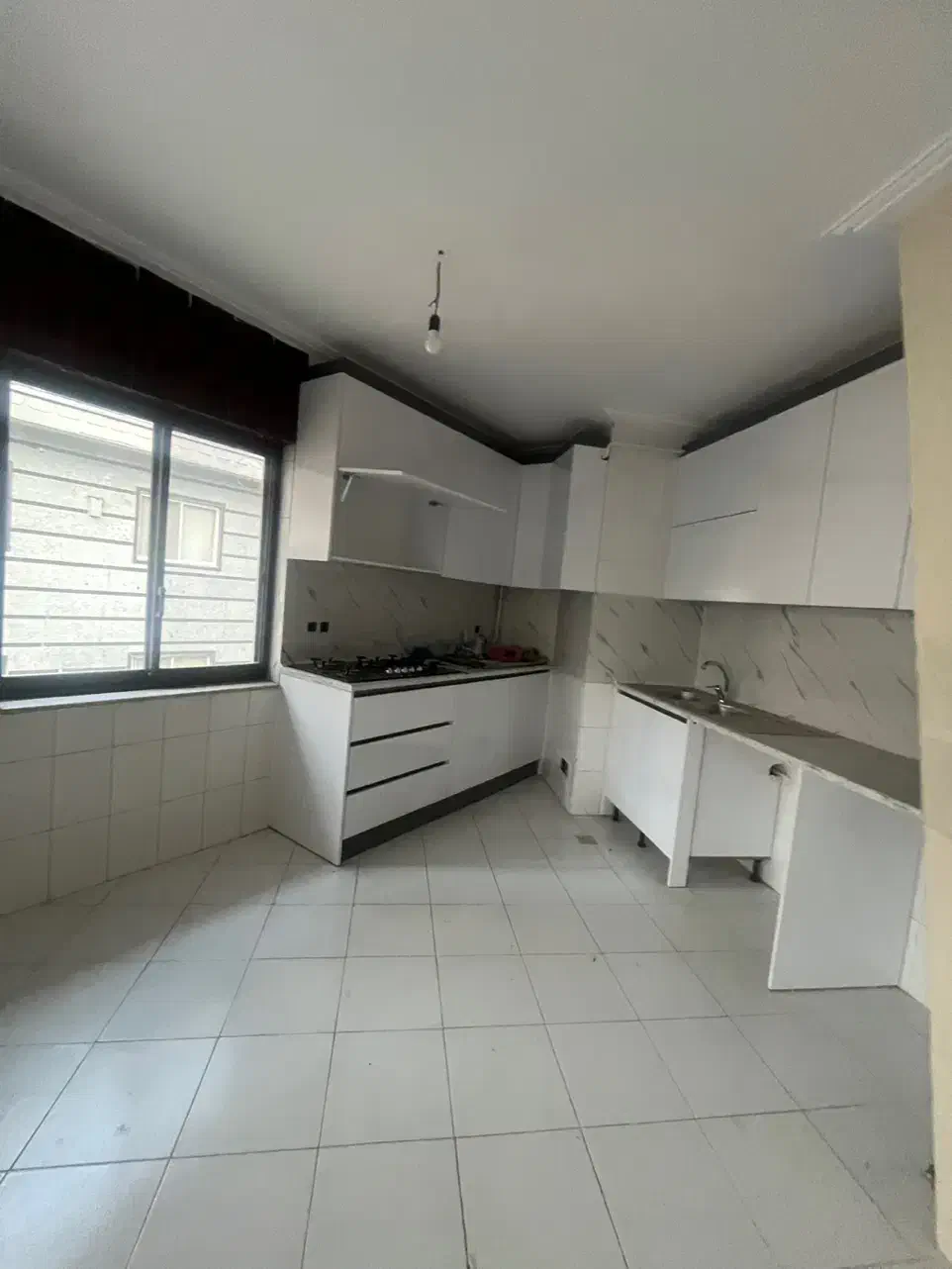 واحد ۸۰ متری خوش نقشه/ دو خواب /خیابان حزین|فروش آپارتمان|لاهیجان, حزین|دیوار