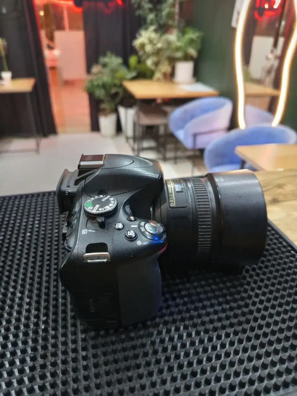 دوربین نیکون|دوربین عکاسی و فیلمبرداری|کاشمر, |دیوار