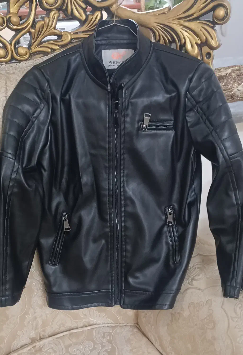 پوشاک|کفش و لباس بچه|چالوس, |دیوار