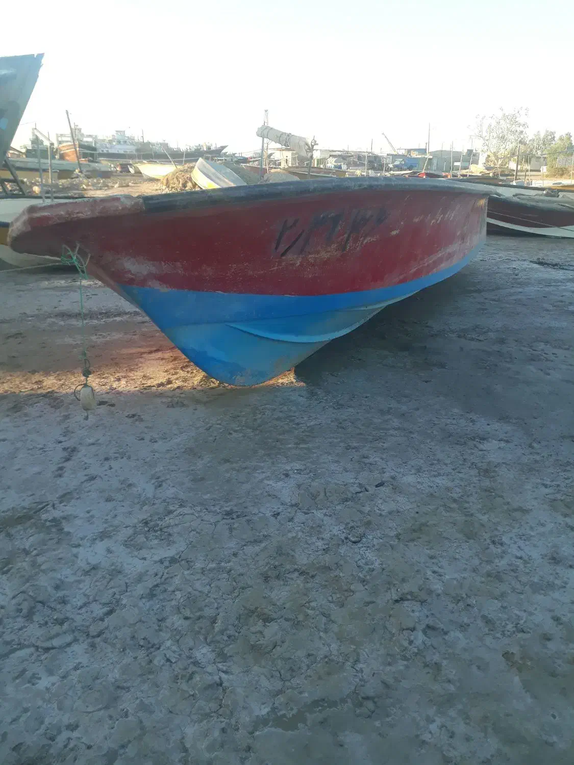 قایق ۲۳ فوت|قایق و سایر وسایل نقلیه|ریگ, |دیوار