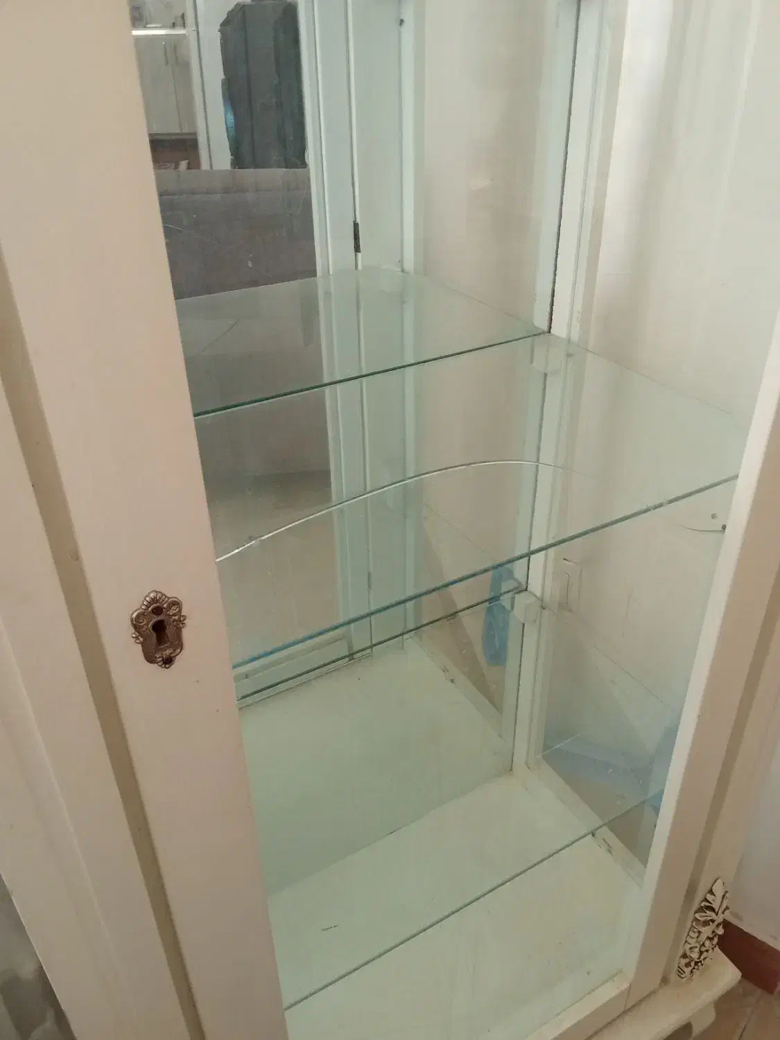 بوفه چوبی کارکرده|بوفه، ویترین، کنسول|میانه, |دیوار