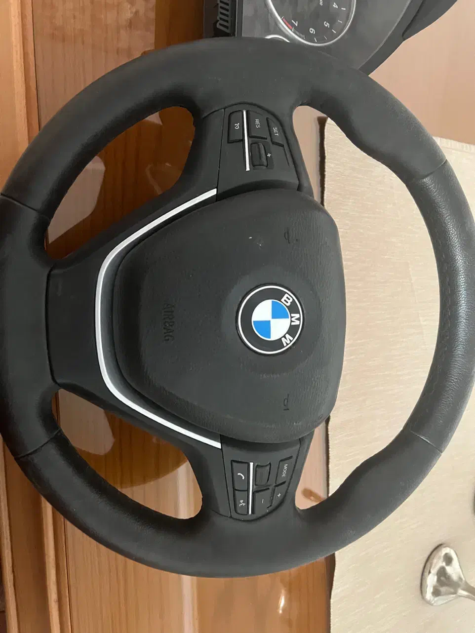 فرمان بی ام و امپر کیلومتر۲۰۱۵ x4|قطعات یدکی و لوازم جانبی|تهران, مرزداران|دیوار