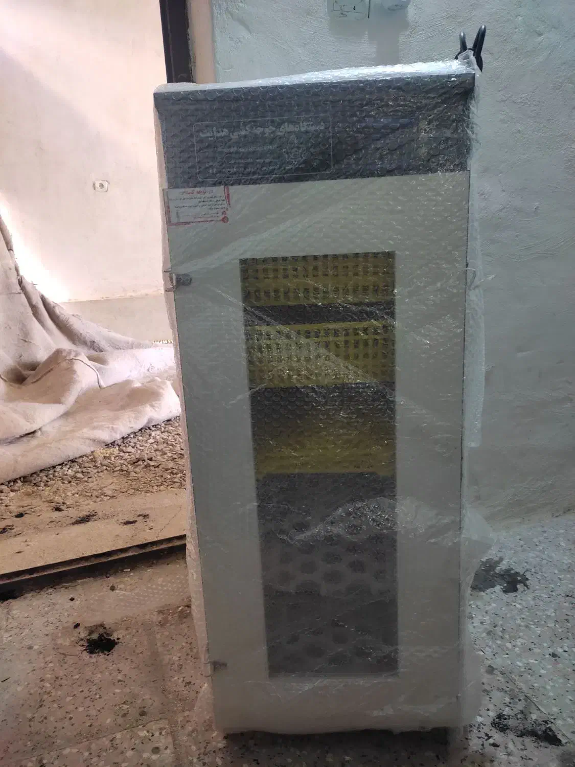 دستگاه جوجه کشی هدایت نو|لوازم جانبی حیوانات|بیرجند, |دیوار