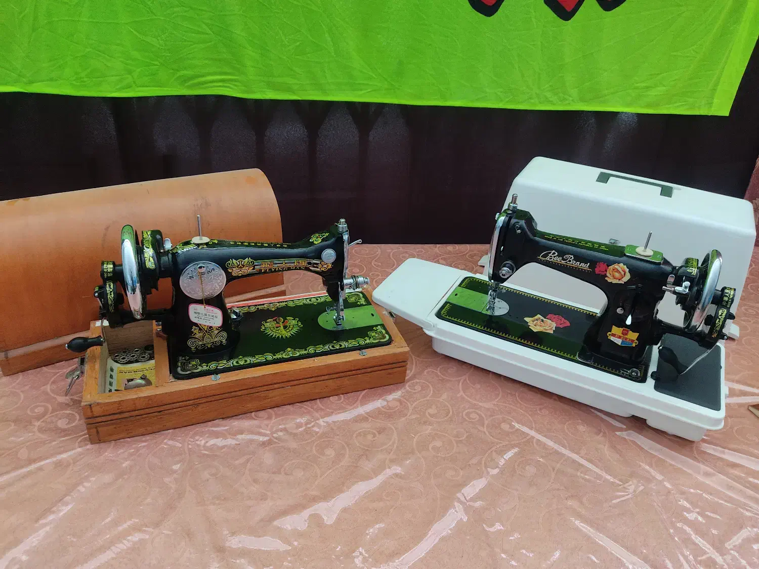 چرخ خیاطی|چرخ خیاطی و ریسندگی|شازند, |دیوار