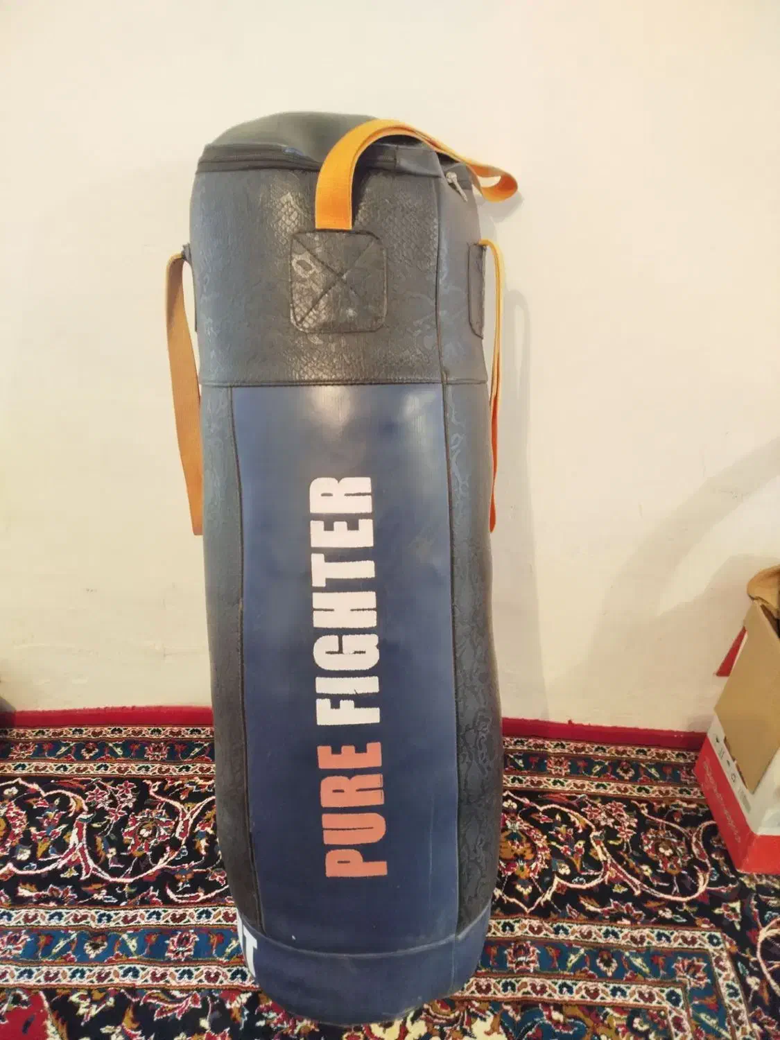 کیسه بوکس|تجهیزات ورزشی|صحنه, |دیوار