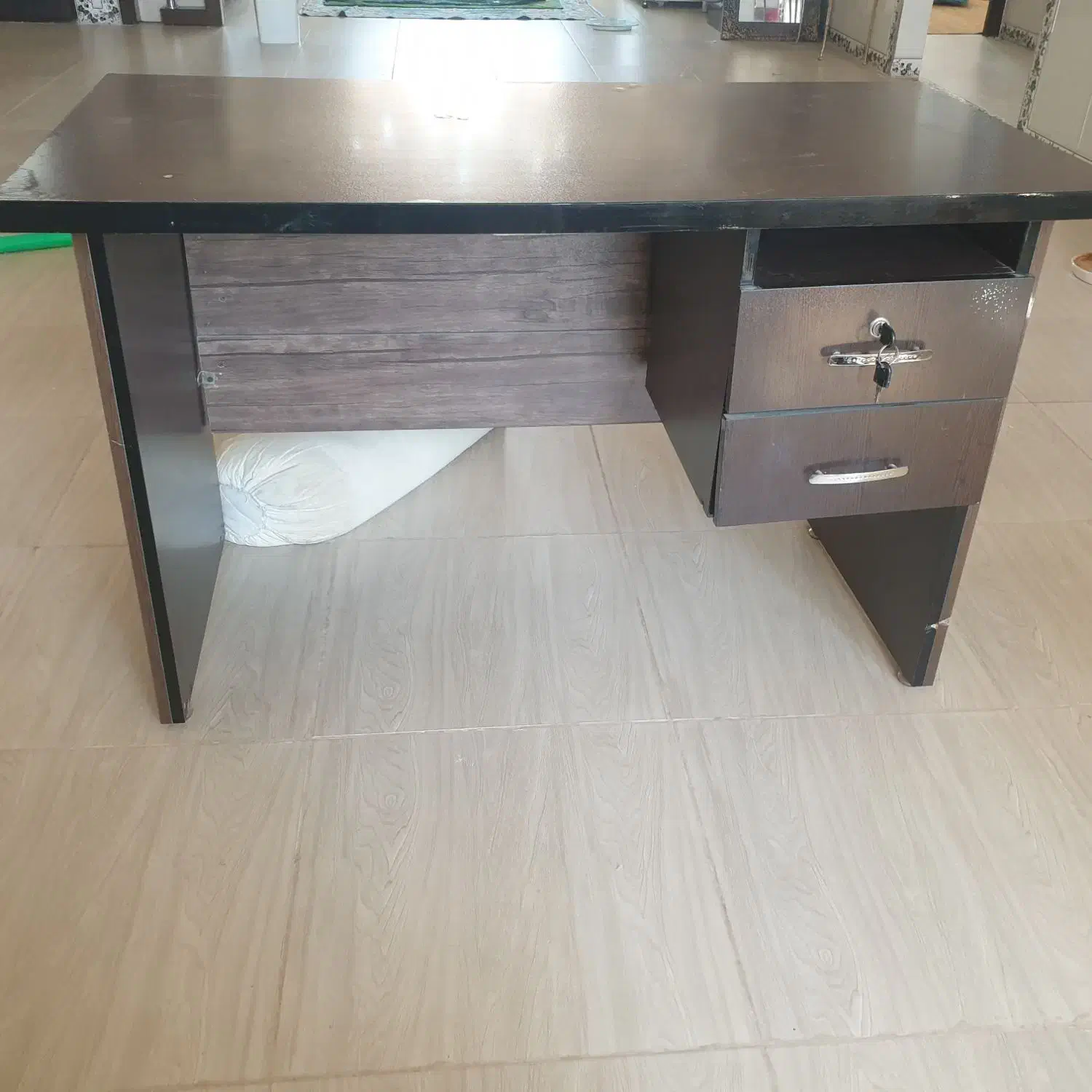 میزتحریر|میز تحریر و کامپیوتر|سرپل ذهاب, |دیوار