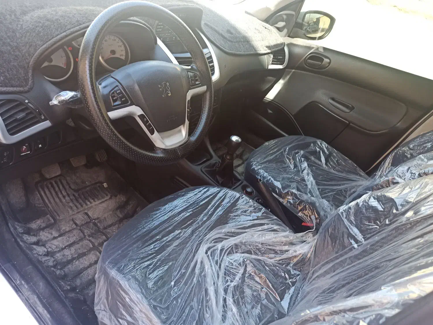 فروش ۲۰۷|خودرو سواری و وانت|جهرم, |دیوار