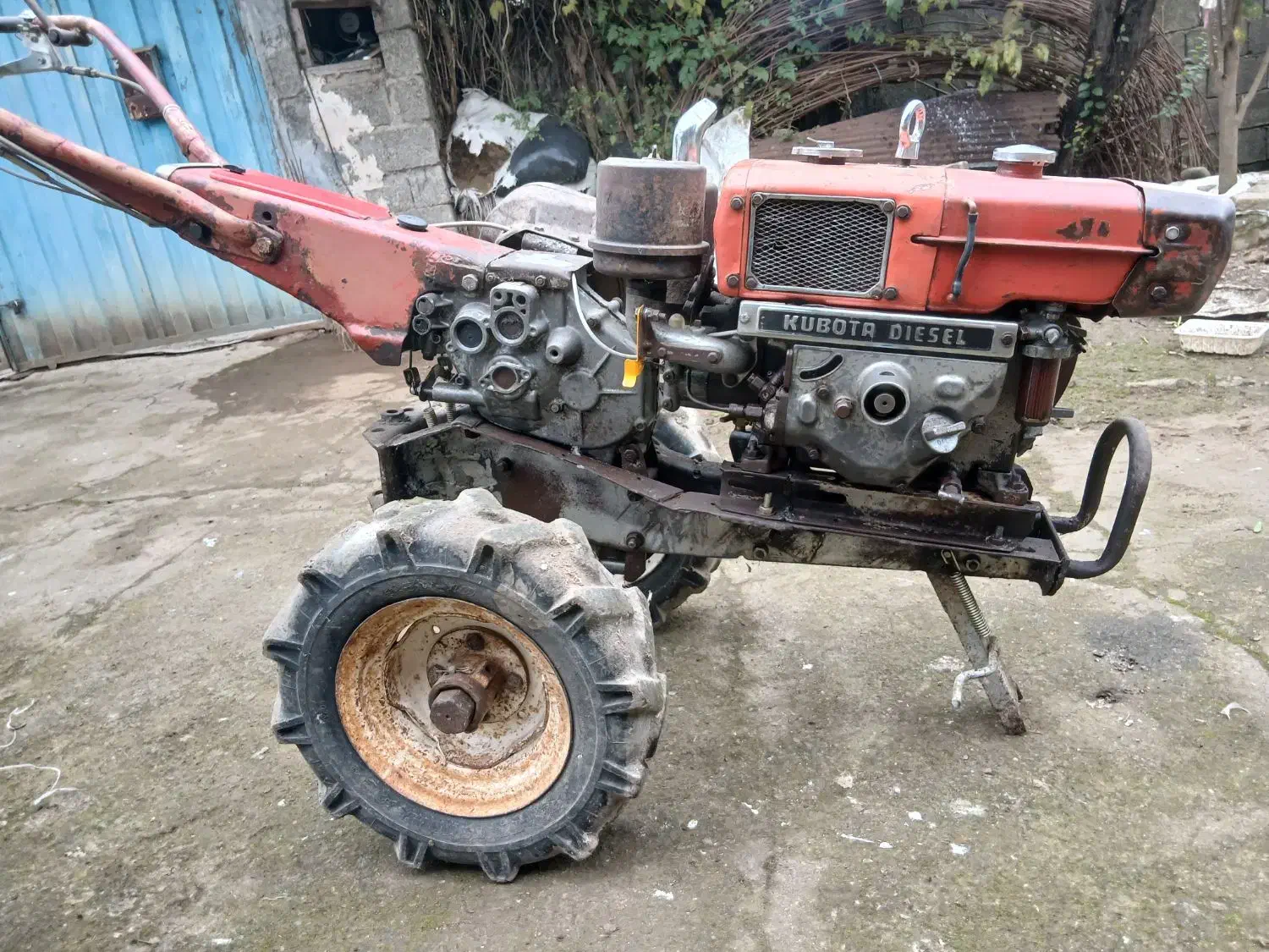 تیلر کوبوتا۵.۵|ماشین‌آلات صنعتی|آستانه اشرفیه, |دیوار