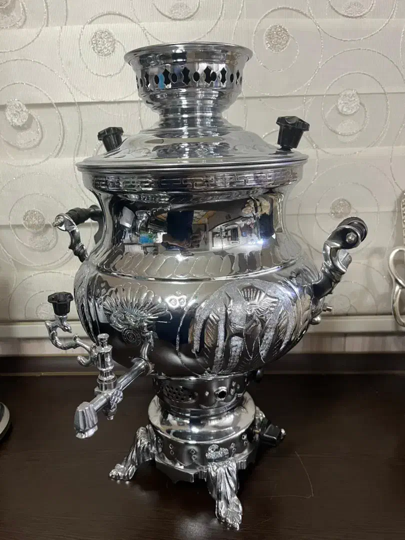 سماور به همراه ست قوری و سینی و کاسه و پارچ|سماور، چایساز، قهوهساز|ری, امین آباد|دیوار