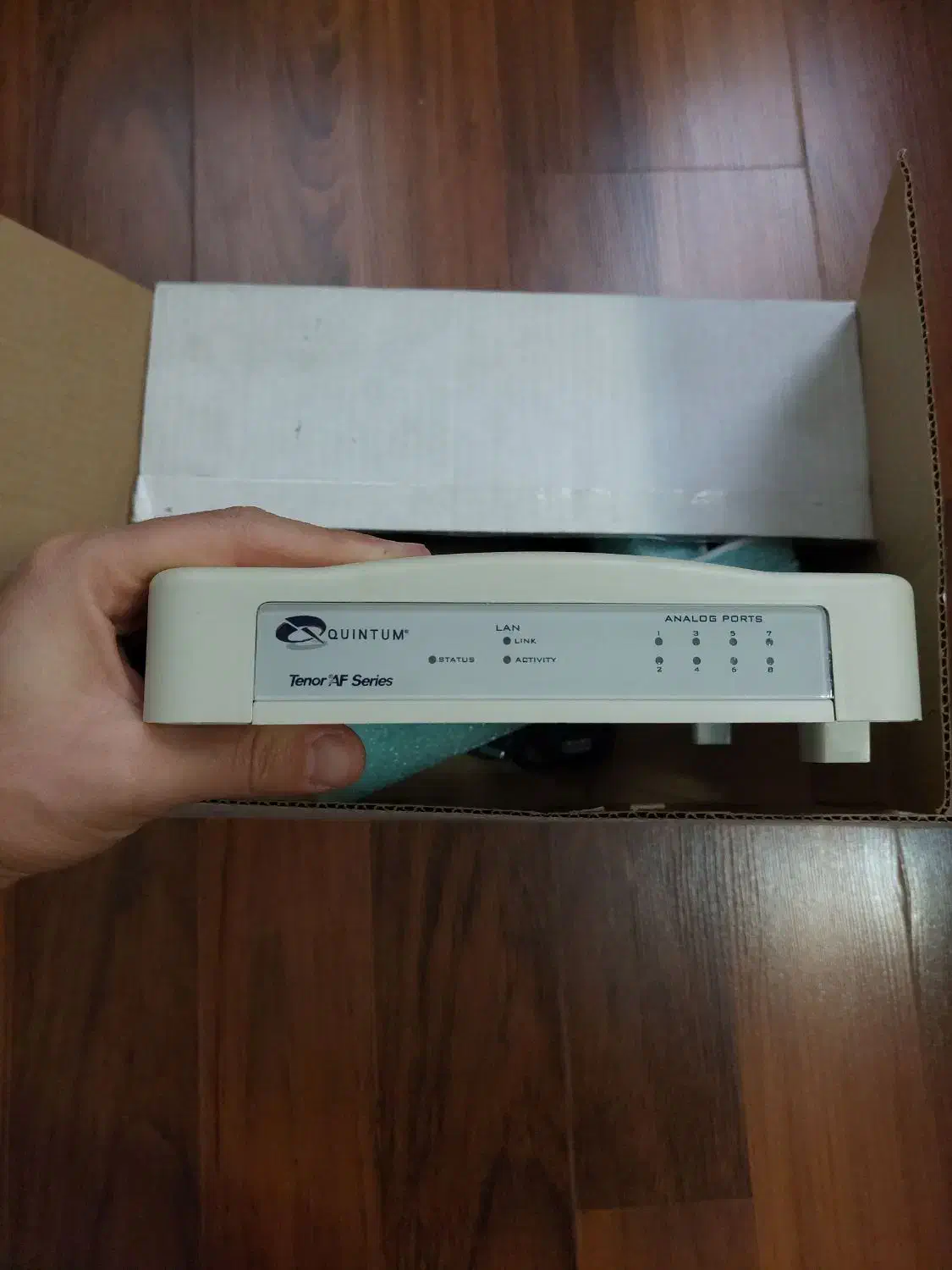 Quintum Tenor 8 port گیتوی ویپ ۸ پورت|مودم و تجهیزات شبکه|تهران, ونک|دیوار