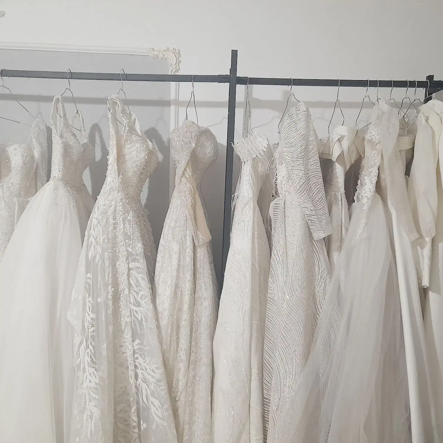 واگذاری ۴۰دست لباس عروس|لباس|مشهد, مشهدقلی|دیوار