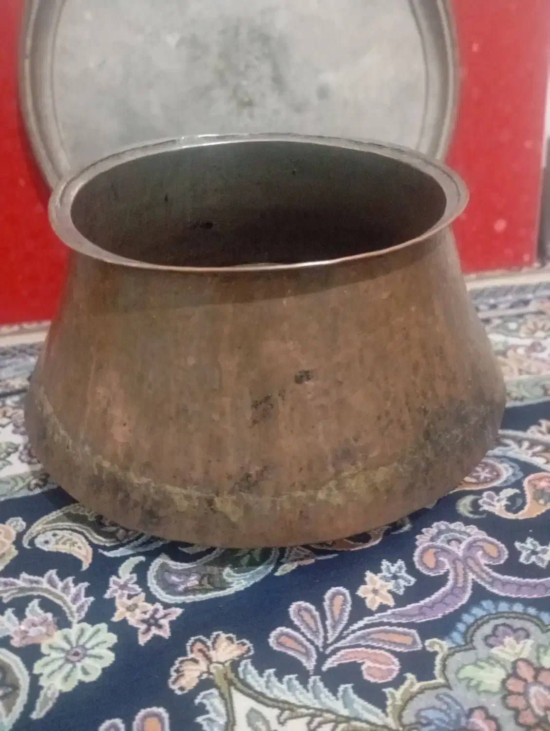 ظروف قدیمی کیلویی یک پانصد کاسه قدیمی|کلکسیون اشیاء عتیقه|گناباد, |دیوار