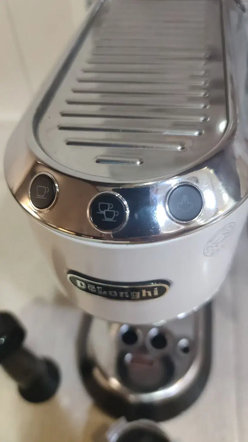 قهوه ساز دلونگی ec685|سماور، چایساز، قهوهساز|دوگنبدان, |دیوار