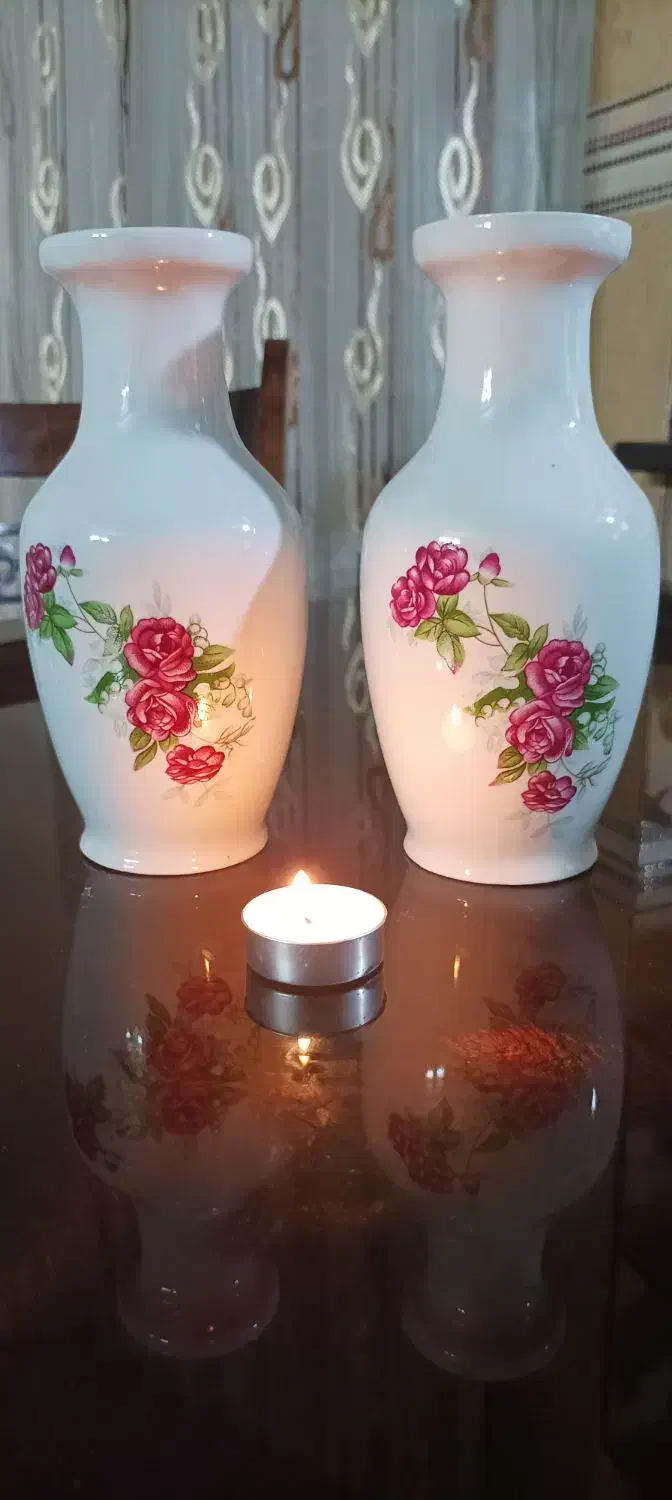 گلدان گل قرمزی|صنایع دستی و سایر لوازم تزئینی|شاهینشهر, حافظ جنوبی|دیوار