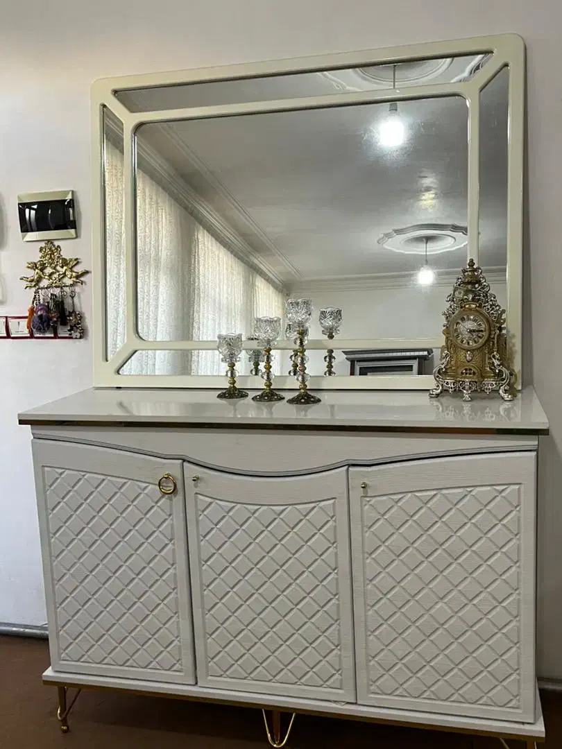 کنسول سفید|بوفه، ویترین، کنسول|خوی, |دیوار