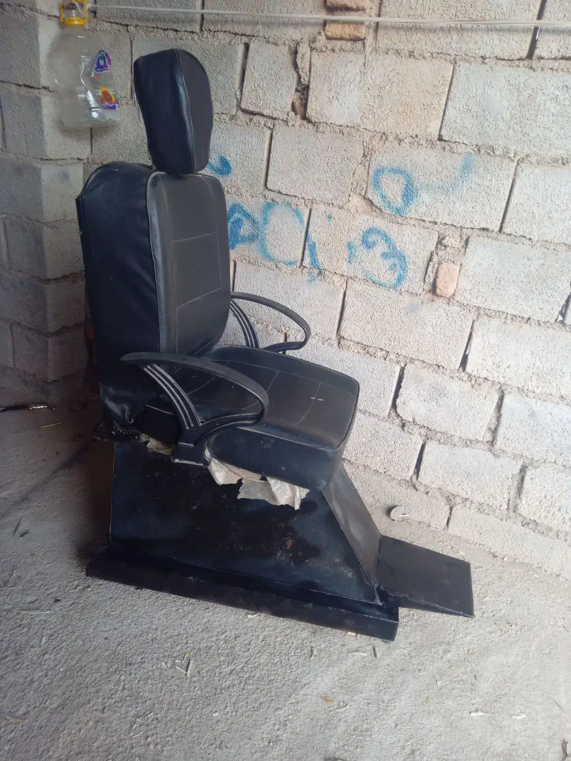 دوستان صندلی اصلاح کارکرد صابت|آرایشگاه و سالنهای زیبایی|گنبد کاووس, |دیوار