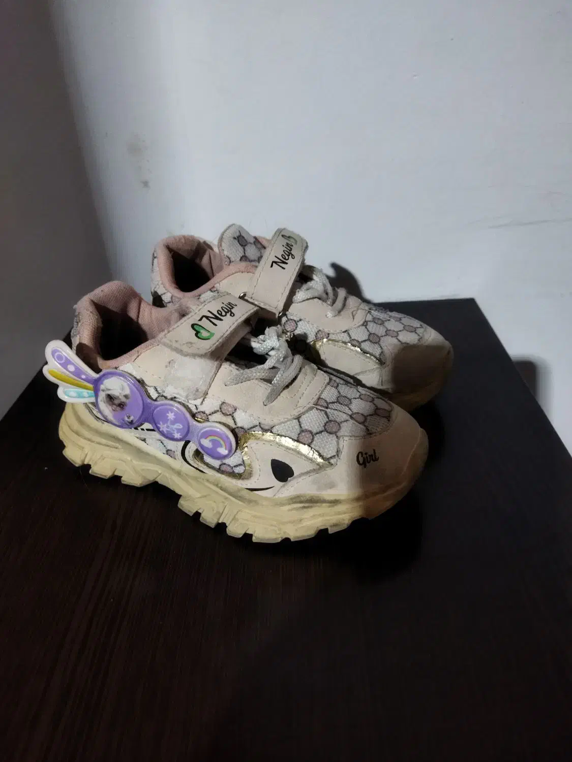 کتانی دخترونه ،کتونی هاسایز ۲۸|کفش و لباس بچه|شاهدشهر, |دیوار