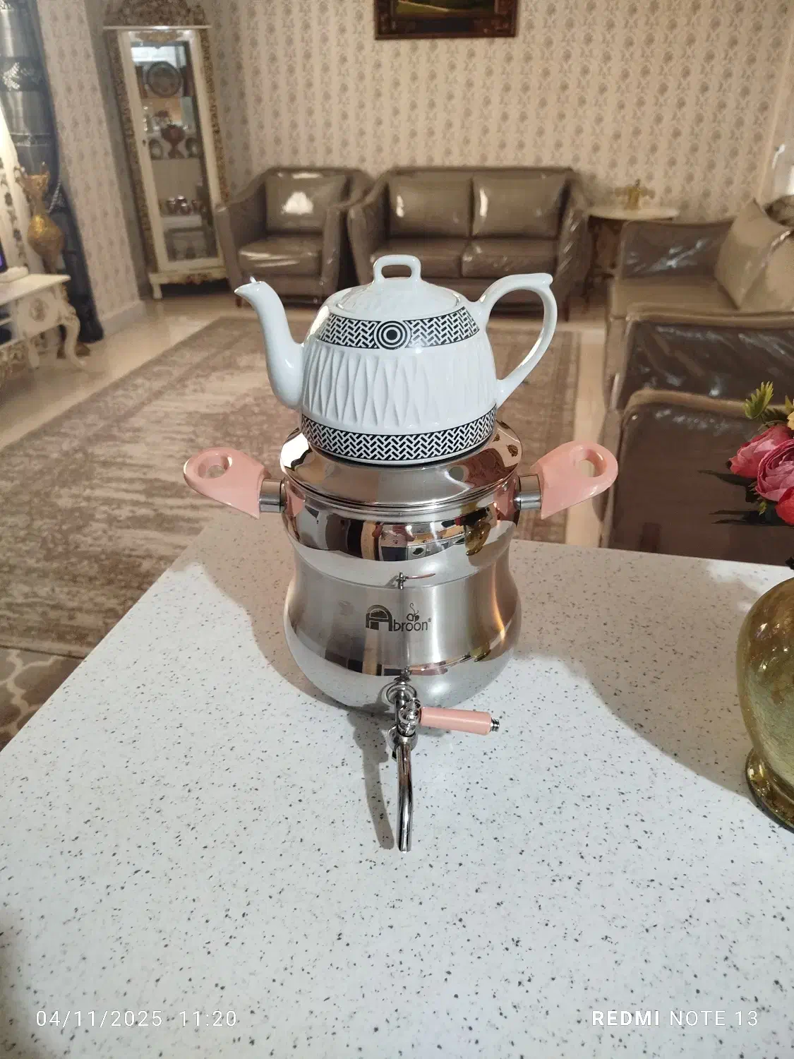 قوری کتری درحدنو تمیز به فروش میرسد|قوری، کتری، قهوهساز دستی|فین, |دیوار