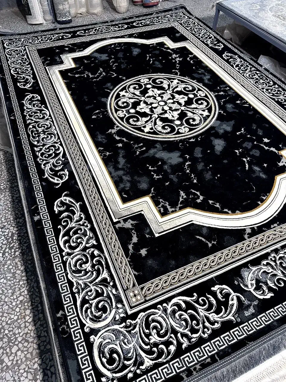 تخفیف به مناسبت شب عید|فرش|تهران, گلستان (شهرک راه آهن)|دیوار