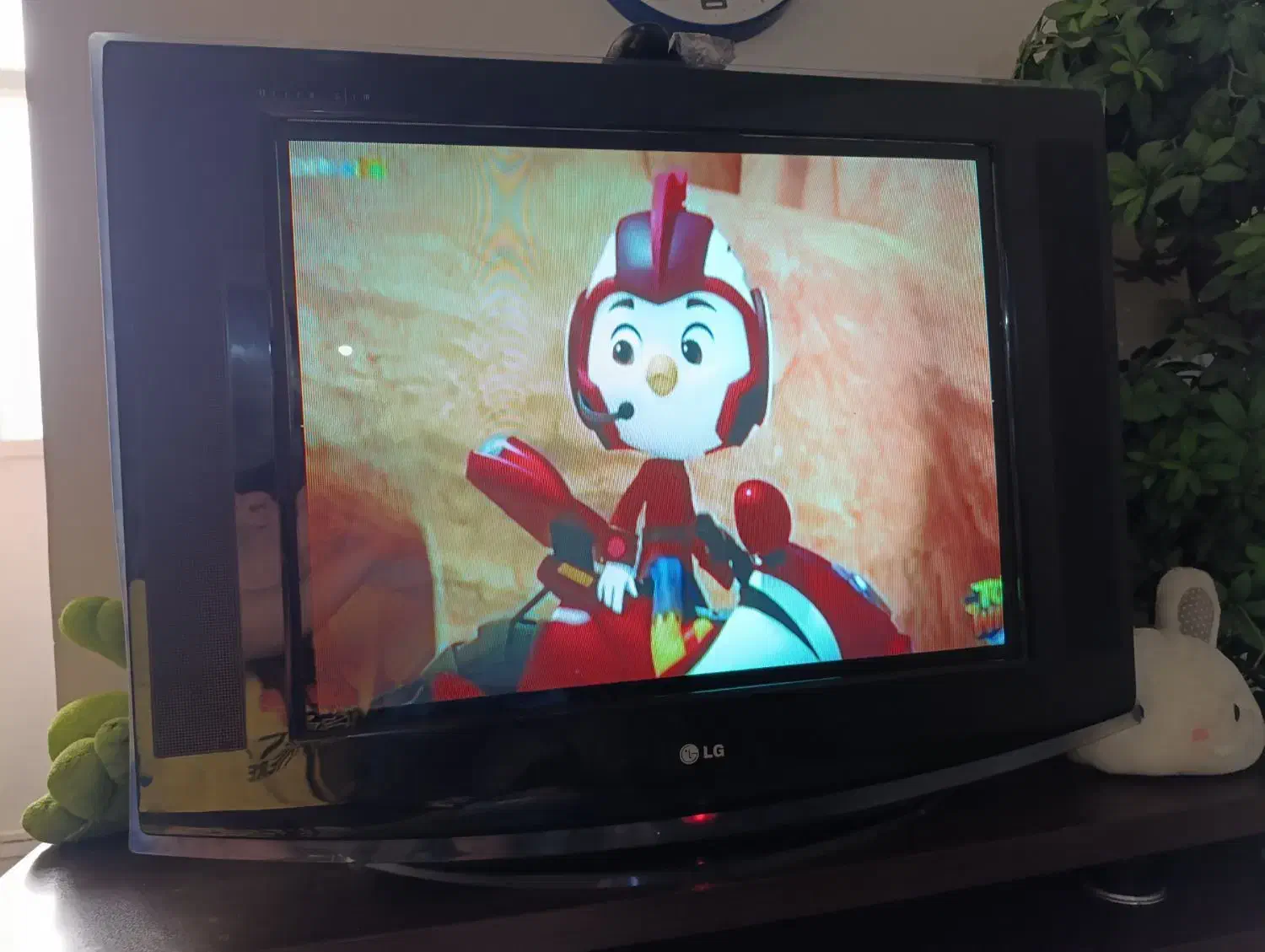 تلویزیون الجی اصل|تلویزیون و پروژکتور|ری, سیزده آبان|دیوار