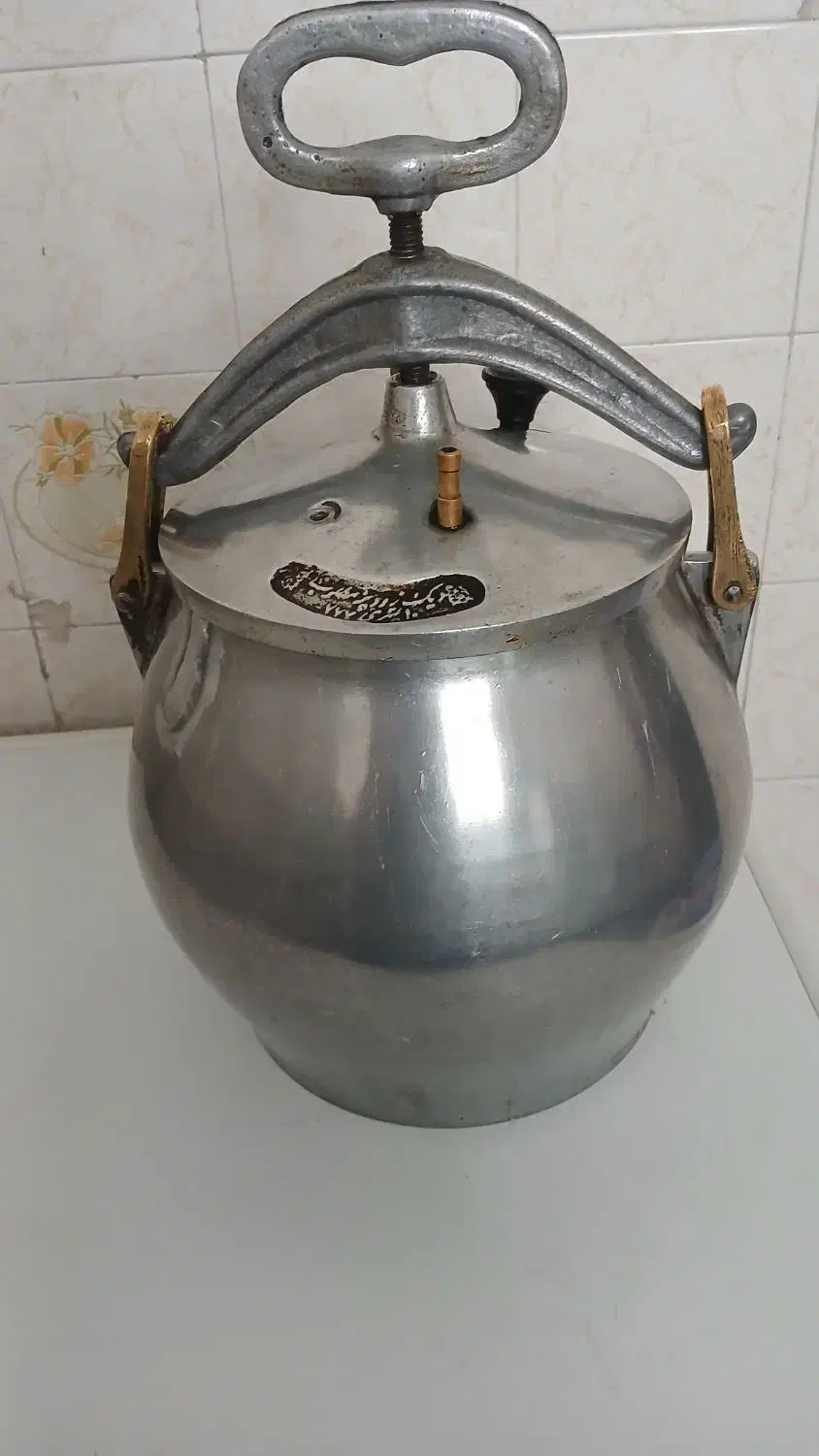 زودپز سنتی|ظروف پختوپز|دورود, |دیوار