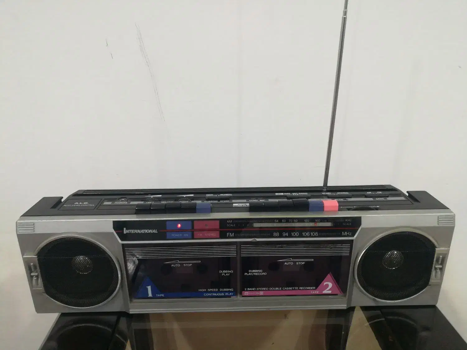 رادیو ضبط قدیمی|سیستم صوتی خانگی|اردبیل, |دیوار