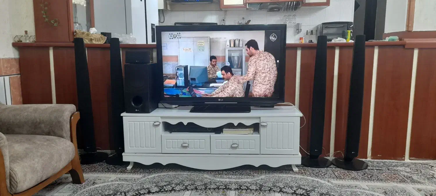 سینما خانواده و تلویزیون|تلویزیون و پروژکتور|آزادشهر, |دیوار