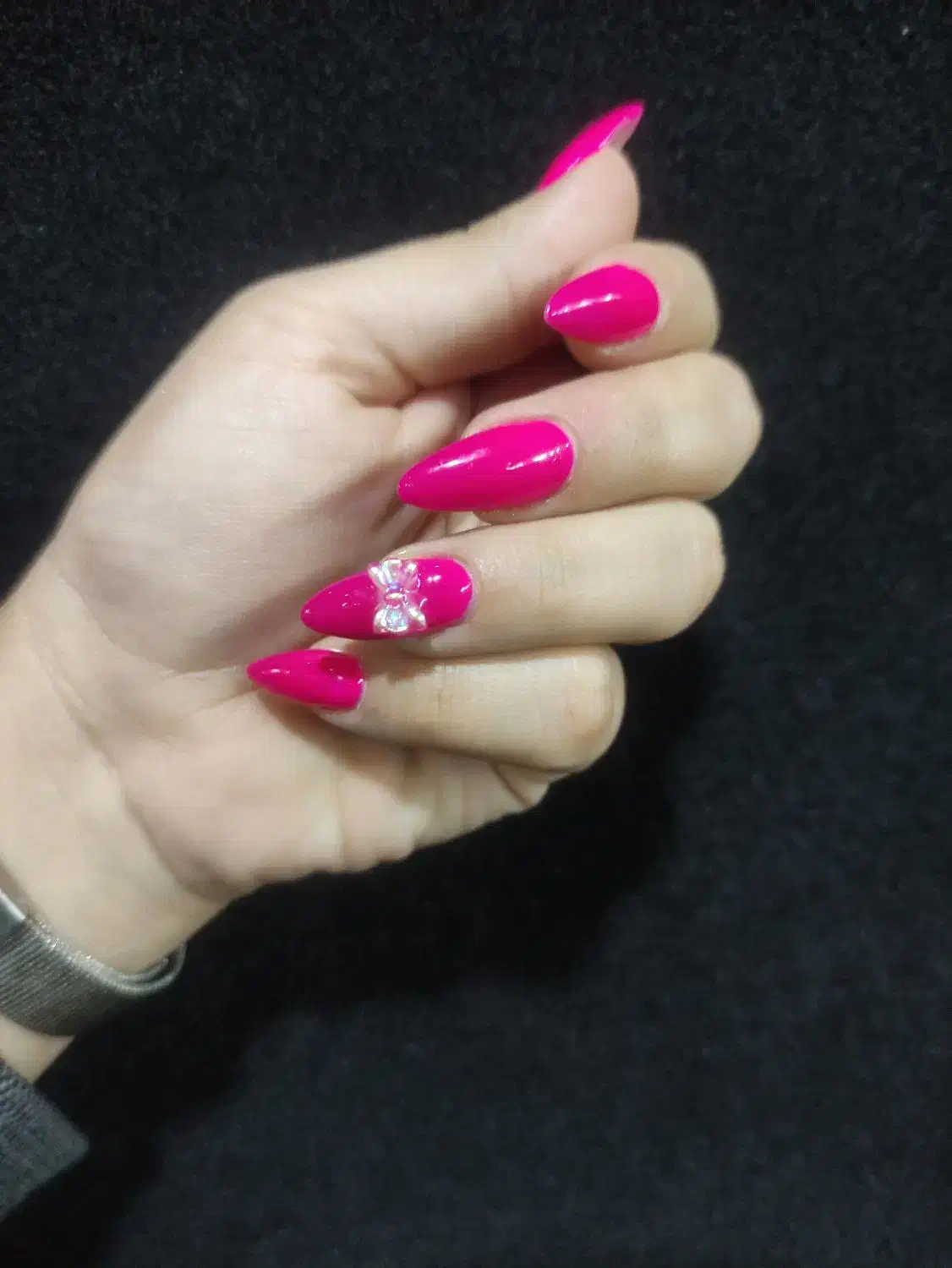 کاشت و ترمیم ناخن|خدمات آرایشگری و زیبایی|شاهین‌شهر, نظامی|دیوار