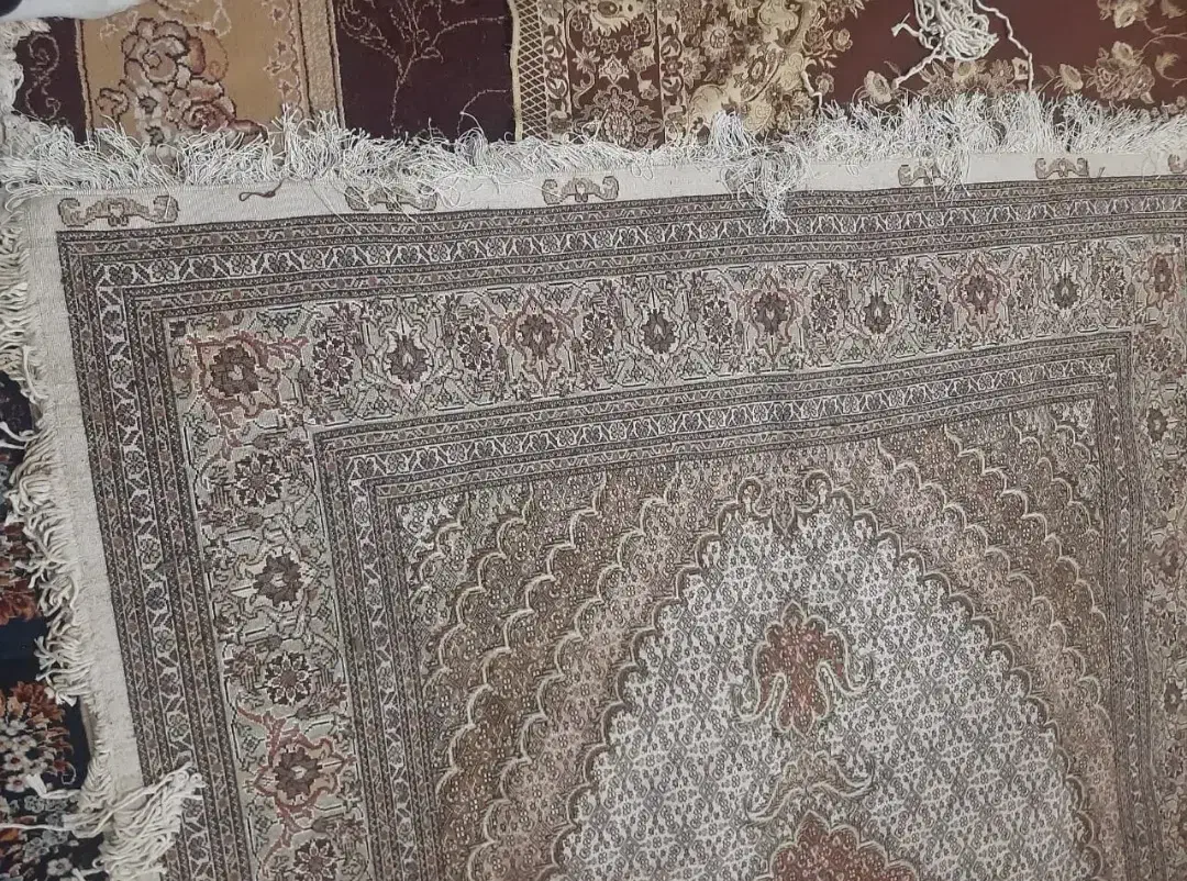 تک ۶متری حاشیه افسری برجسته دار|فرش|خوی, |دیوار