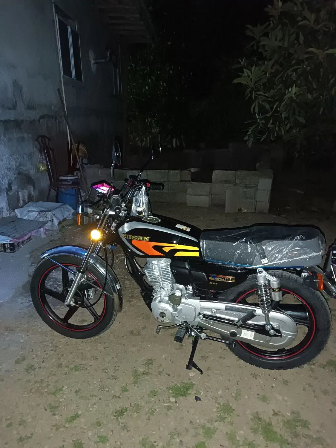 هندا ۲۰۰ احسان|موتورسیکلت|رشت, گلباغ نماز|دیوار