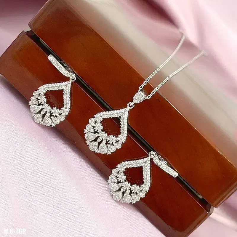 نیم ست نقره زنانه مدل MRJ4565 قیمت مناسب|جواهرات|رشت, بازار|دیوار