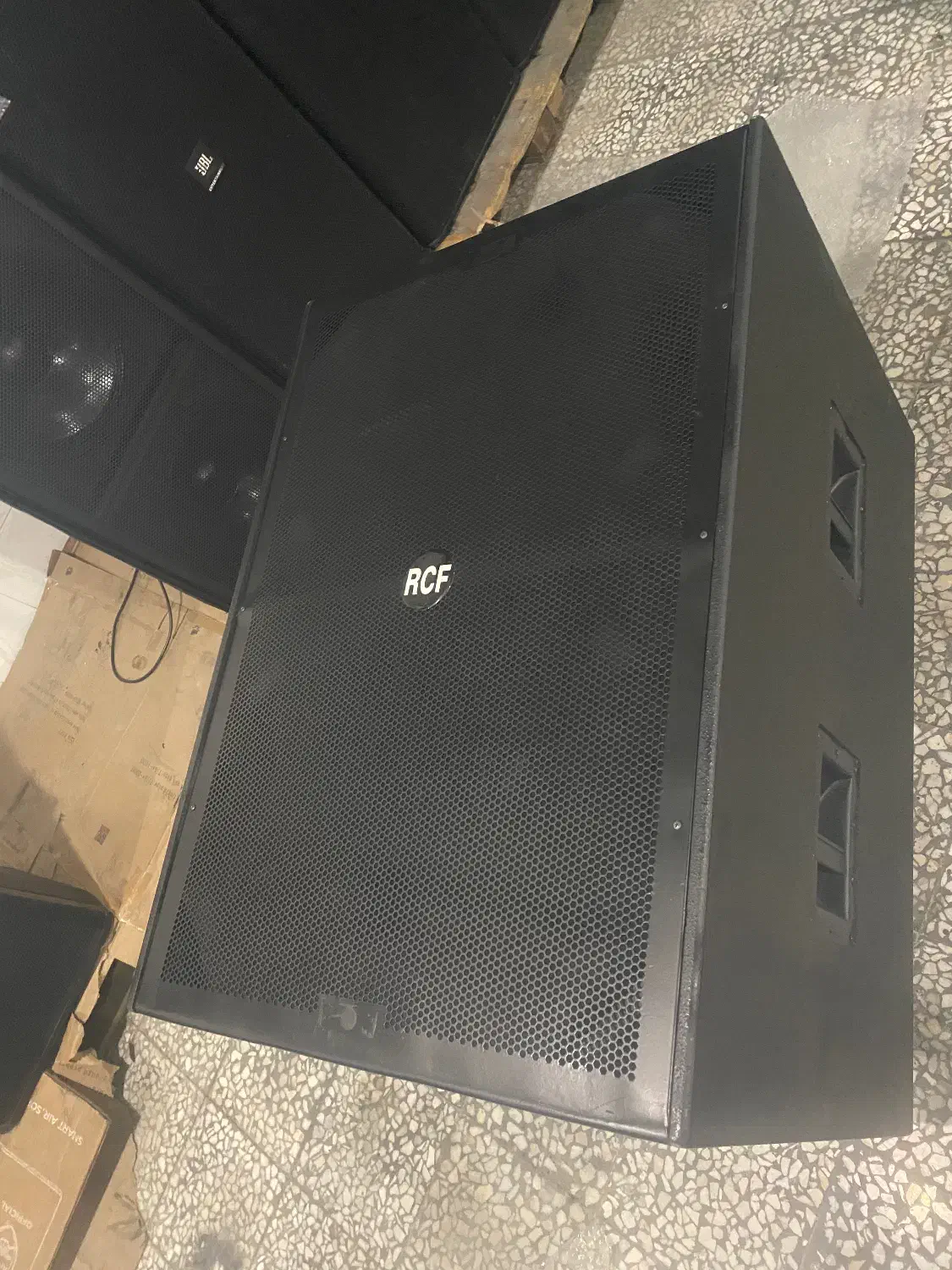 ساب دبل ۱۸ اینچ پسیوRCF|سیستم صوتی خانگی|چالوس, |دیوار