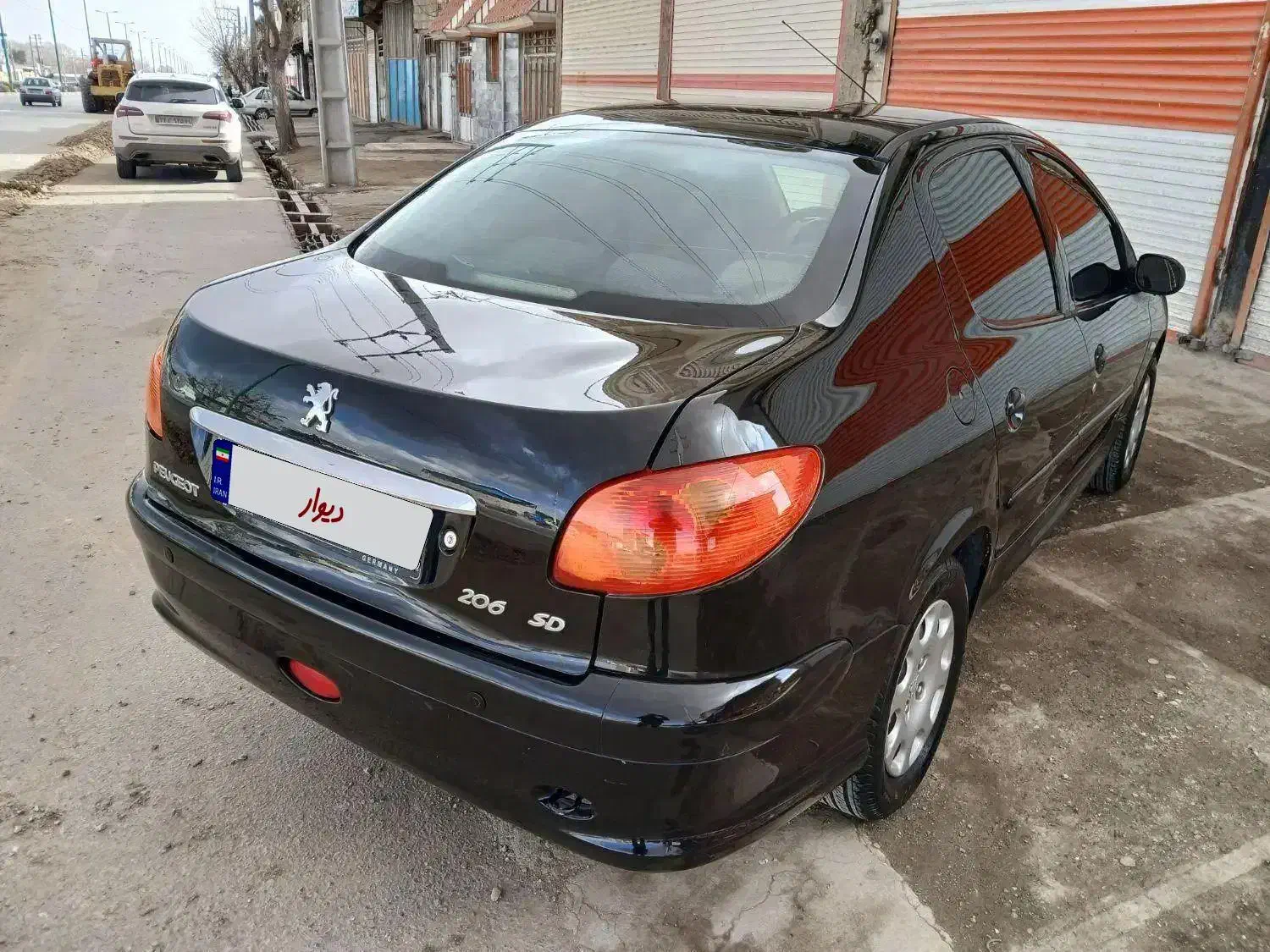 ۲۰۶ صندوقدار|خودرو سواری و وانت|بروجرد, |دیوار