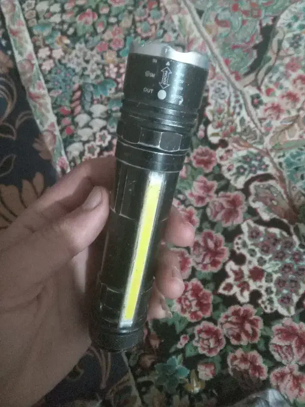 فروش فوری چندعددوسیله دیجیتال|لوازم جانبی موبایل و تبلت|بم, |دیوار