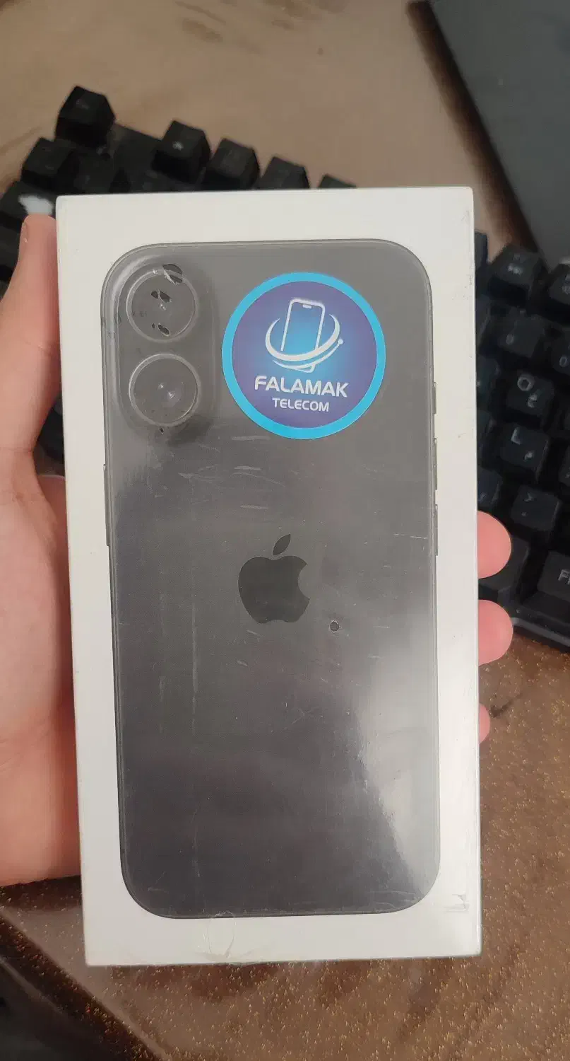 iPhone 16 مشکی|موبایل|کرج, گلدشت|دیوار
