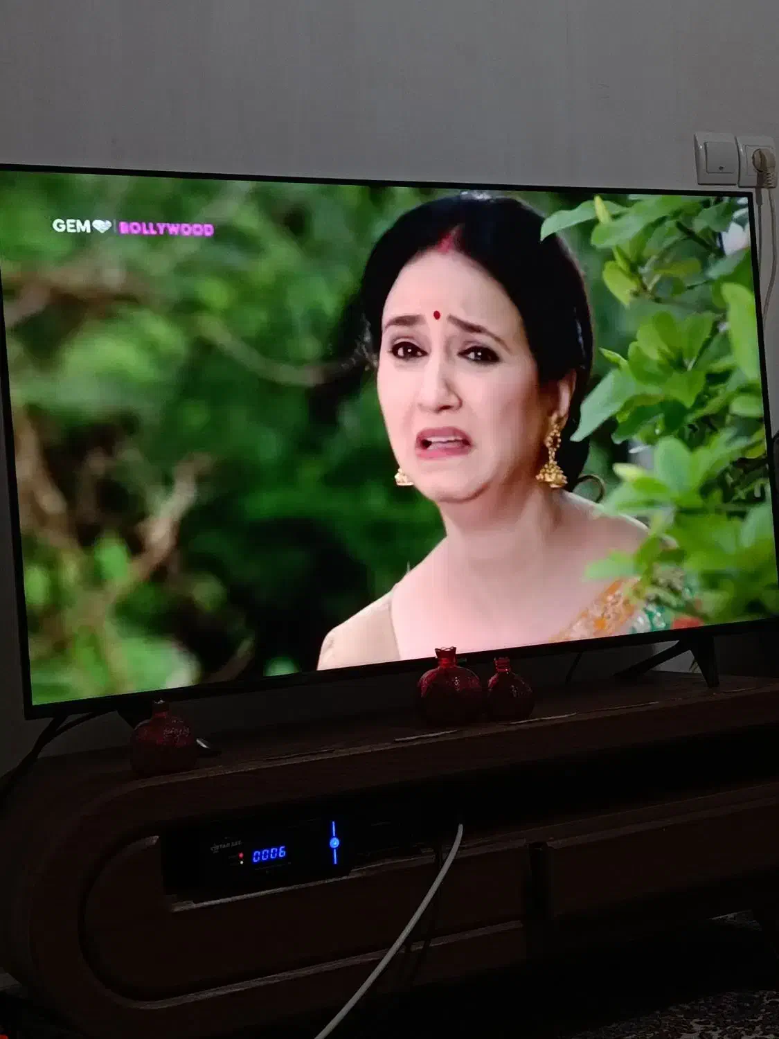 ال سی دی|تلویزیون و پروژکتور|کرمان, |دیوار