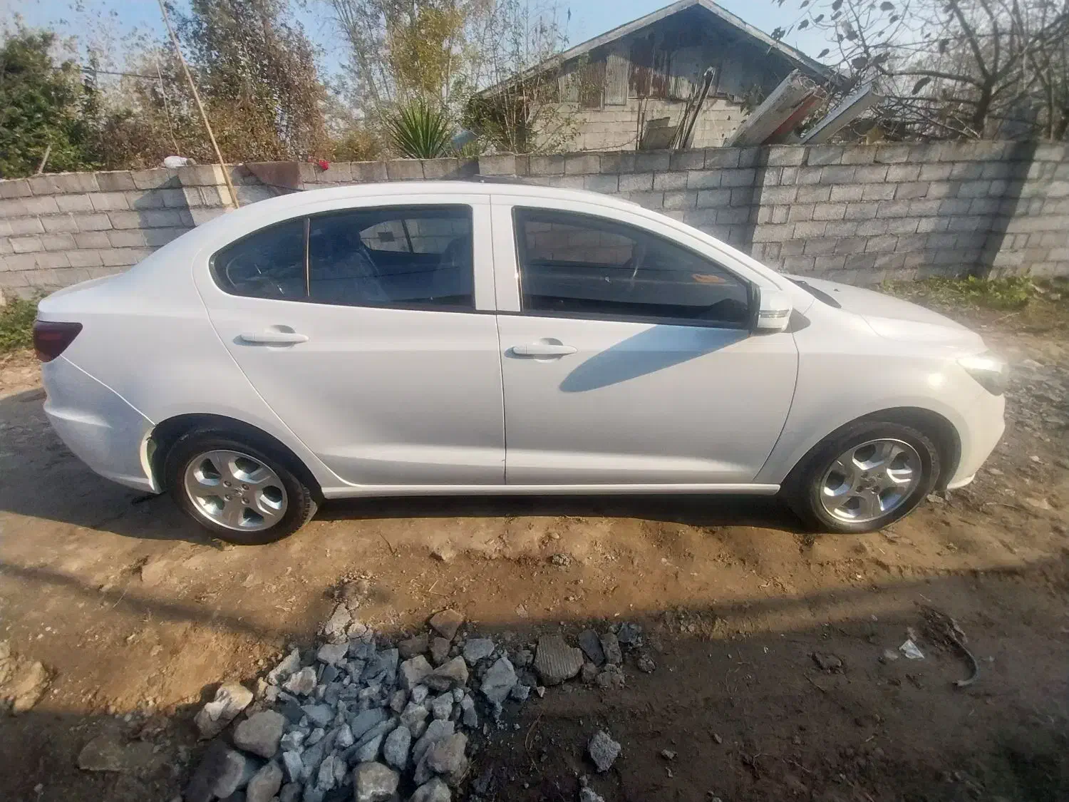 شاهین ۴۰۱ سانروف بیرنگ تک برگ|خودرو سواری و وانت|رشت, تازه آباد|دیوار