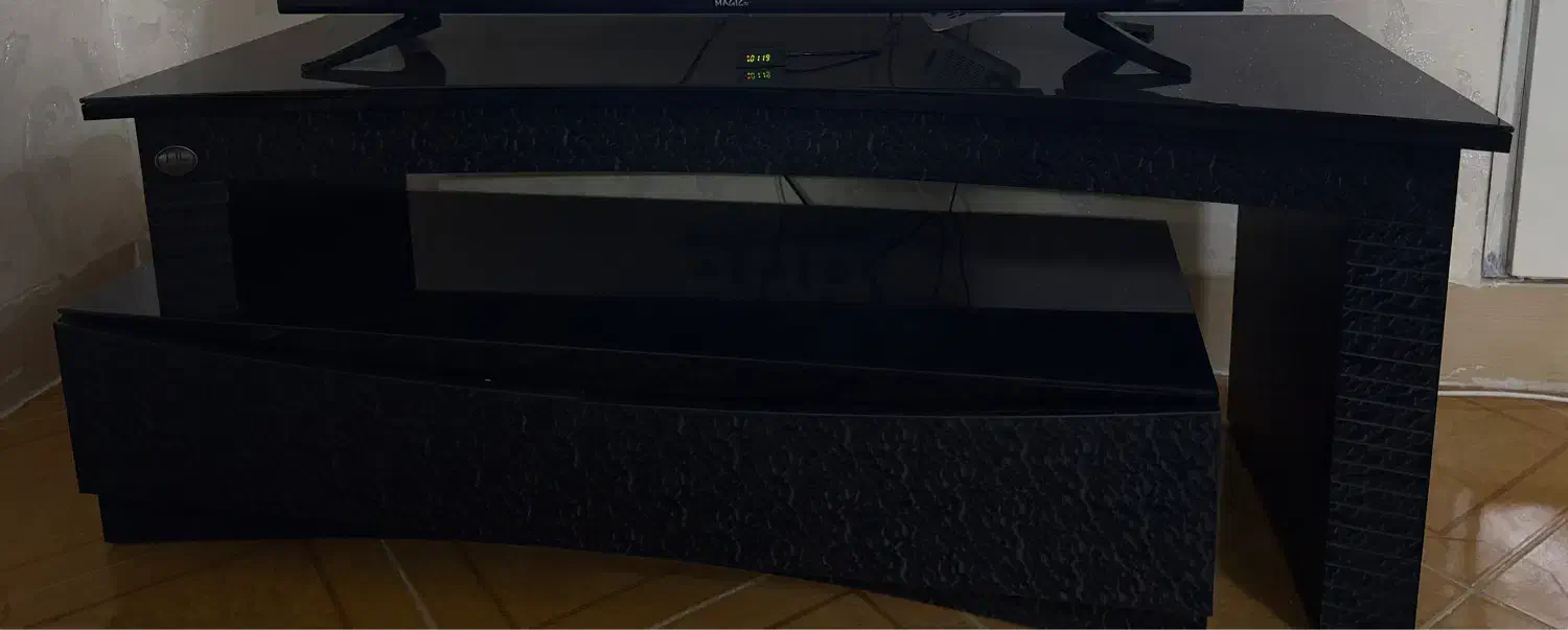 فروش میز تی وی|بوفه، ویترین، کنسول|نیشابور, شهرک جانبازان|دیوار