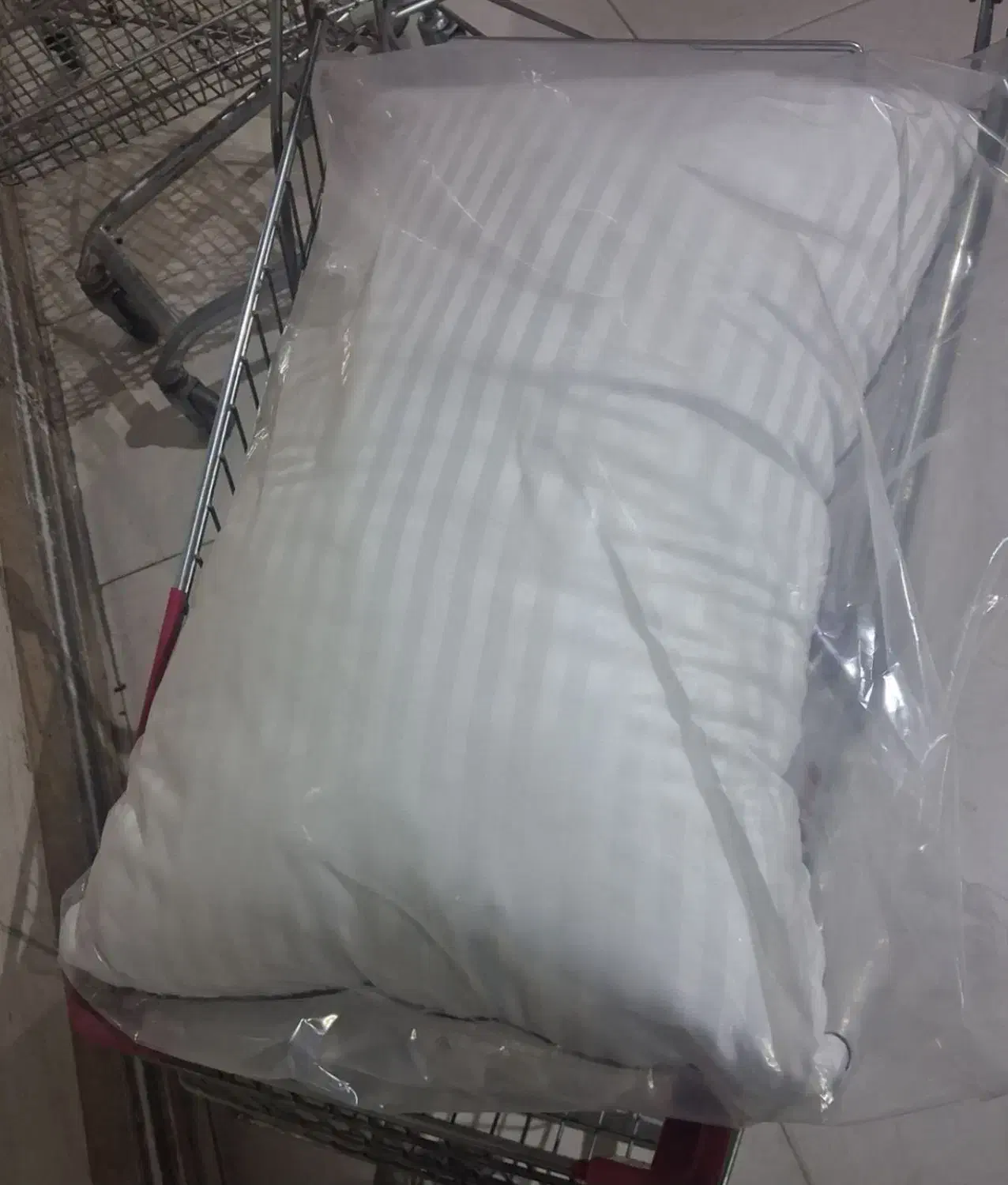 بالشت متکا|رختخواب، بالش، پتو|فردیس, فردیس|دیوار