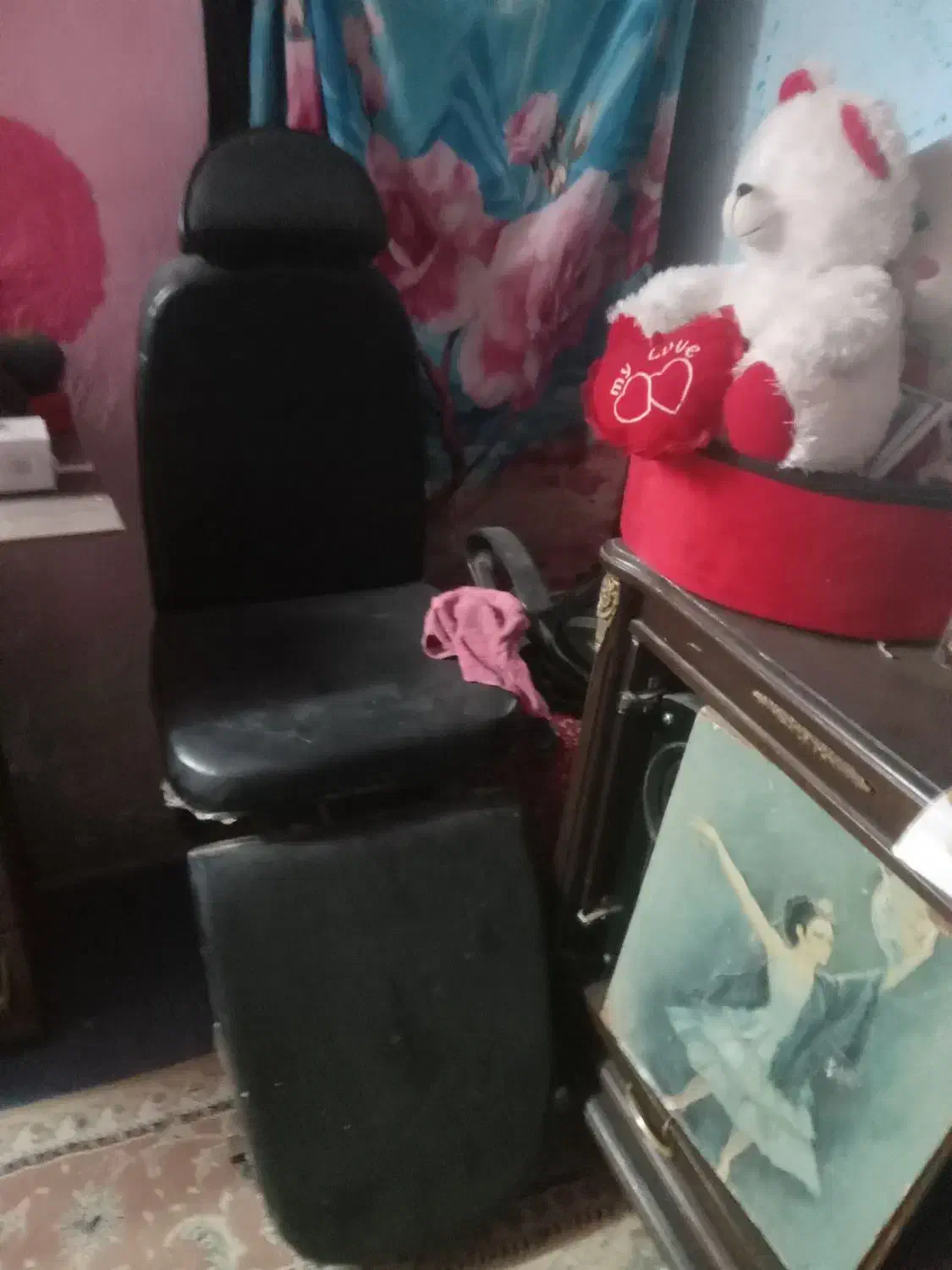 صندلی ارایشگاه|آرایشگاه و سالنهای زیبایی|یزد, |دیوار